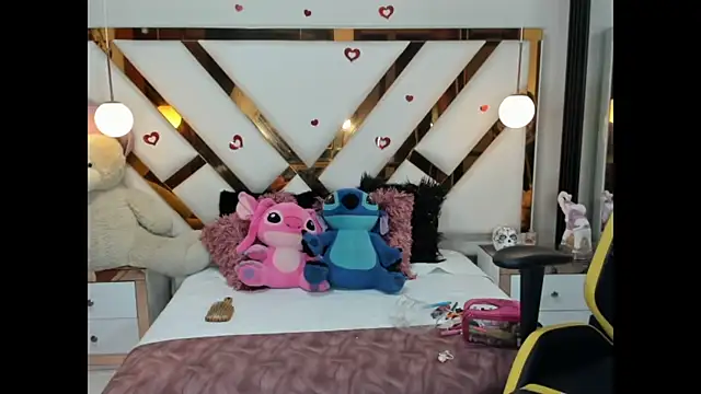 lady Ary xx online show from September 25, 8:50 pm