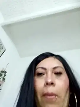 Tania mature online show from June 20, 6:00 pm