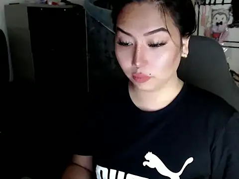 urqueendominant online show from February 7, 2:37 am