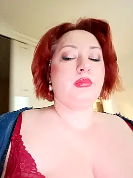 mom4you online show from February 17, 9:30 am