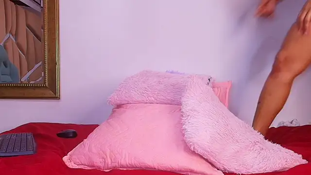 naia blessed online show from September 11, 7:47 pm