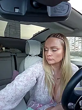 Bondgirl 013 online show from November 20, 11:44 am