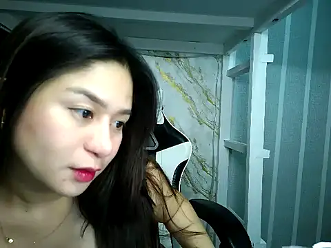 Mia 2022 online show from October 9, 6:23 pm