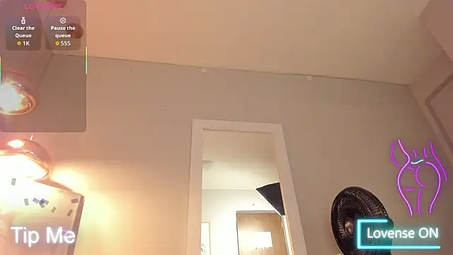 bonie lov online show from February 20, 10:32 pm