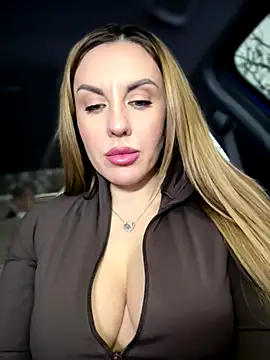 Kalli Fornia online show from November 27, 9:34 am