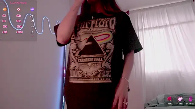 honeey  online show from February 10, 9:29 pm