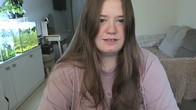 Snapshot of remirann_ chatting on September 30, 12:22 pm remirann online show from September 30, 12:22 pm