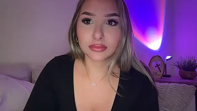 lustfulsmiles online show from April 30, 11:59 am