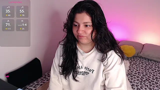 Snapshot of sofix__ chatting on October 17, 3:26 pm sofix online show from October 17, 3:26 pm