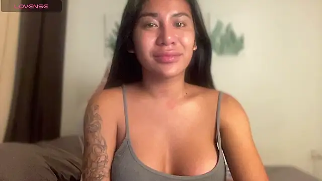 Alaia Pope online show from July 18, 1:20 am