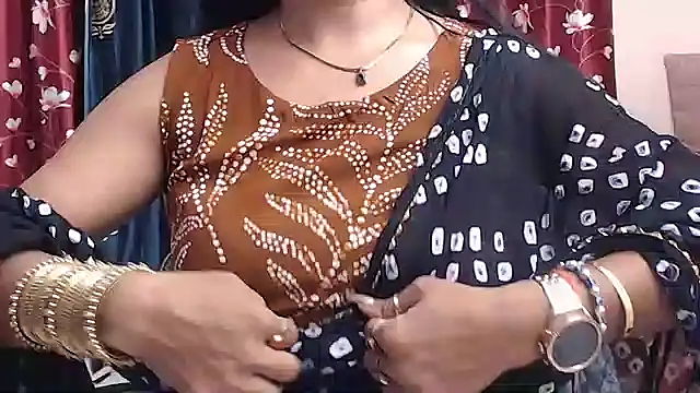 Naiaa-mylove online show from July 5, 8:31 am
