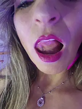 marilyn love6969 online show from March 19, 12:53 pm