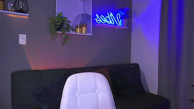 HannahEvanss online show from September 12, 7:10 pm