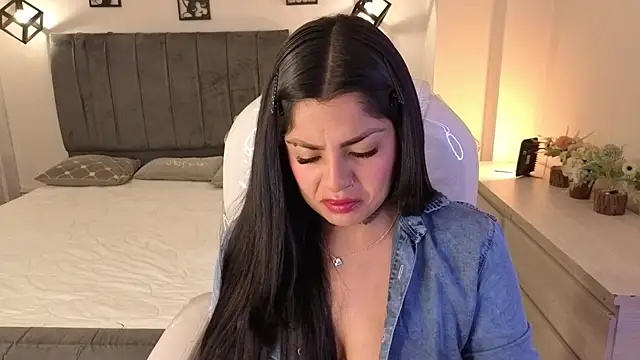 Catalinaa martinez online show from November 22, 3:53 am