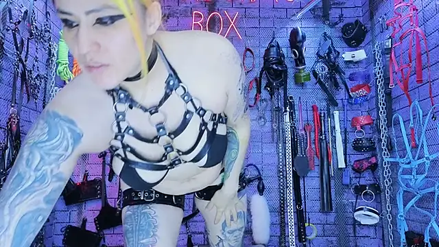 Snapshot of PANDORANEZZ chatting on October 7, 11:31 pm PANDORANEZZ online show from October 7, 11:31 pm