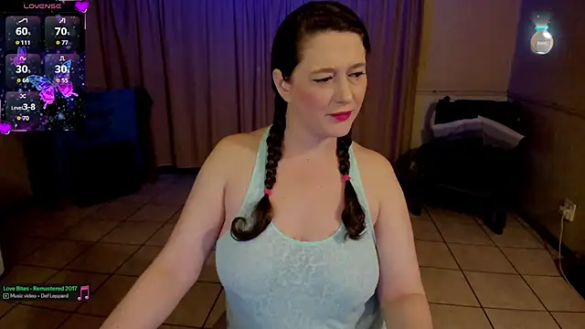 cee2nv online show from February 8, 10:45 pm