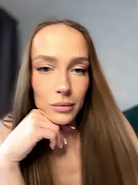 Kira Quinn online show from January 14, 8:52 am