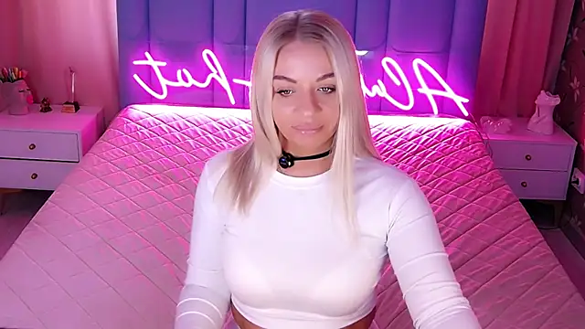 AllwaysHotJ online show from April 2, 2:20 am