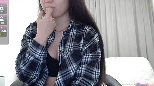 Lili asian online show from October 31, 7:18 pm