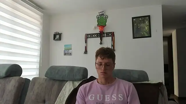 A sexy couple   online show from September 22, 5:55 pm