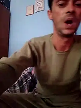 tonnino94 online show from July 30, 1:56 pm