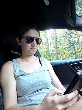 Mercedeswoman8 online show from July 10, 5:35 pm