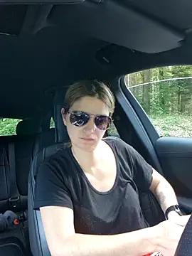 Mercedeswoman8 online show from June 7, 3:08 pm