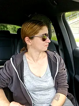 Mercedeswoman8 online show from June 14, 1:44 pm