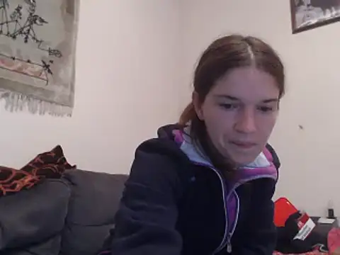 Snapshot of Mercedeswoman8 chatting on September 24, 5:34 pm Mercedeswoman8 online show from September 24, 5:34 pm