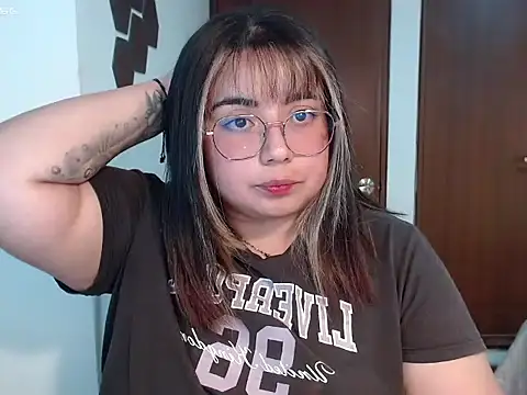yini angel online show from May 29, 3:26 am