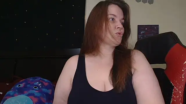 ToxicLilly online show from November 16, 9:43 am