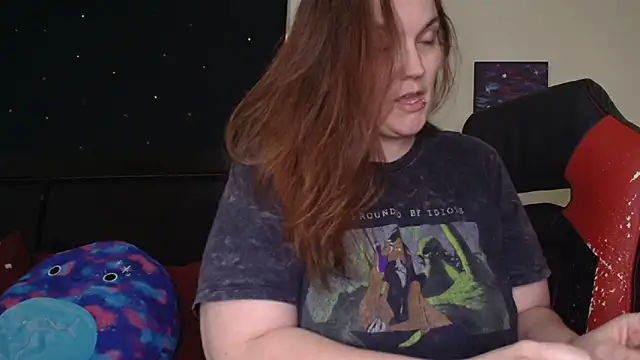 ToxicLilly online show from October 29, 7:34 am