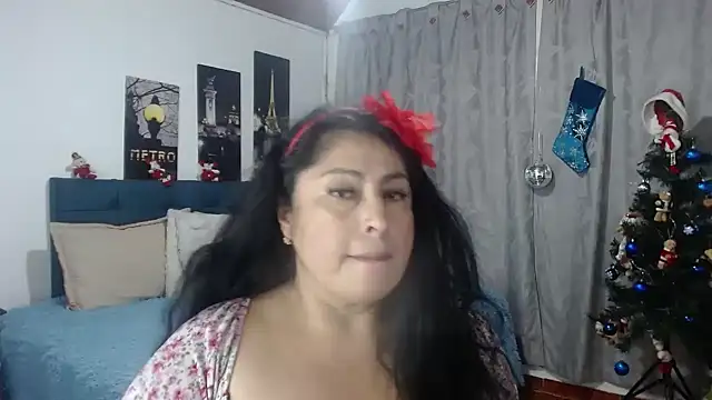 Snapshot of Keyla01_ chatting on December 2, 10:05 am Keyla01 online show from December 2, 10:05 am