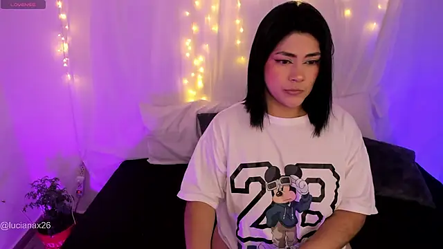 Snapshot of lucy26_ chatting on October 9, 2:37 am lucy26 online show from October 9, 2:37 am