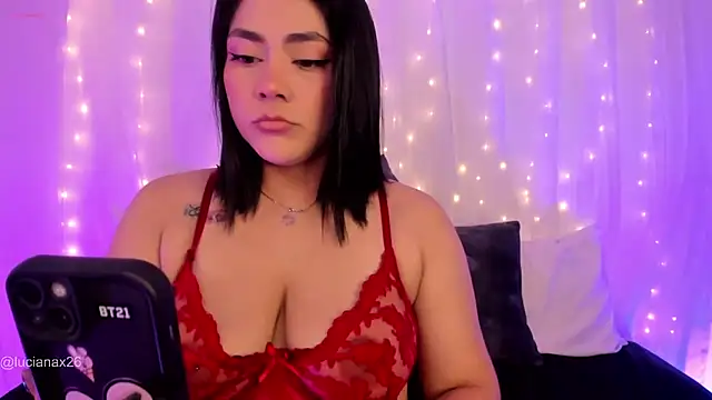 Snapshot of lucy26_ chatting on October 15, 2:47 am lucy26 online show from October 15, 2:47 am