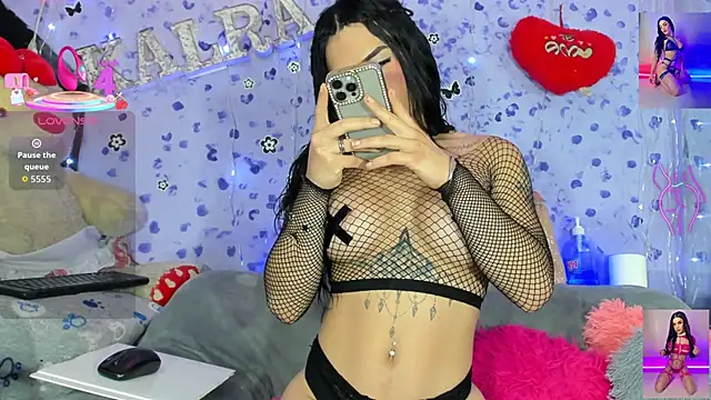 Snapshot of CelesteGill_ chatting on October 11, 3:44 am CelesteGill online show from October 11, 3:44 am