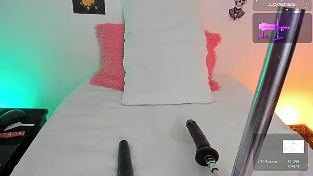 nicolette rock online show from October 4, 12:33 pm