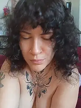 callmelouve online show from June 3, 3:28 pm