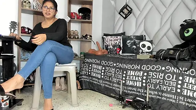MirandaHaguen online show from June 25, 8:54 pm