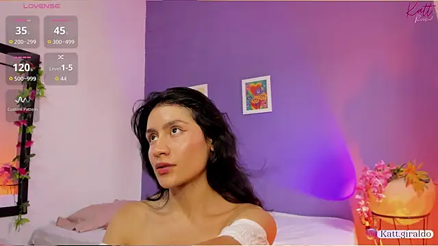 katt giraldo1 online show from April 13, 5:47 pm