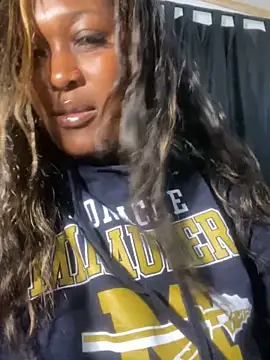 Cardiebae89 online show from May 17, 8:19 pm