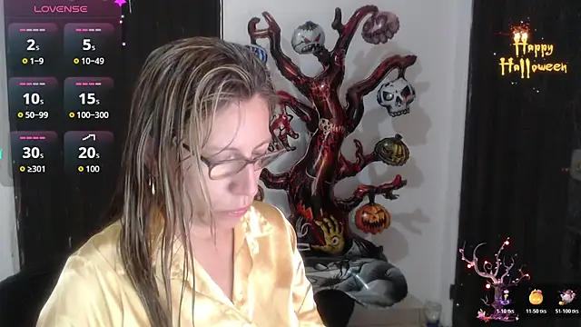 Chayla Ruiz online show from November 2, 11:02 am