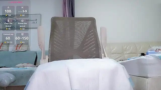 LILYsweetfcup online show from June 14, 9:04 pm