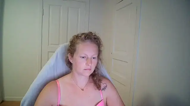 Girlnina-1995 online show from July 15, 3:06 pm