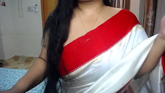Snapshot of Hey__malabika chatting on September 9, 6:41 pm Hey malabika online show from September 9, 6:41 pm