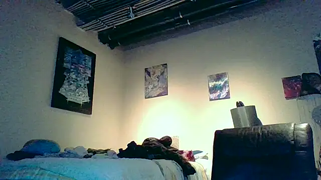 eatmeplease44 online show from February 6, 12:58 am