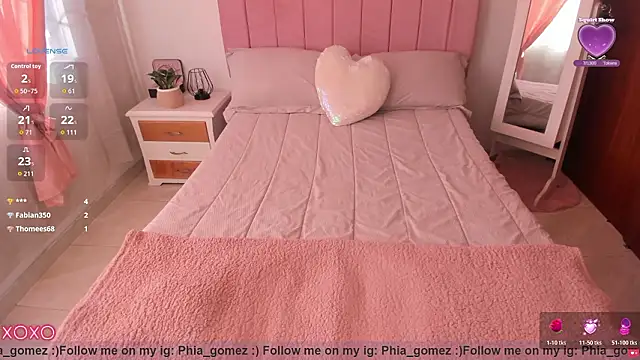 whitneyhot online show from February 27, 12:49 pm