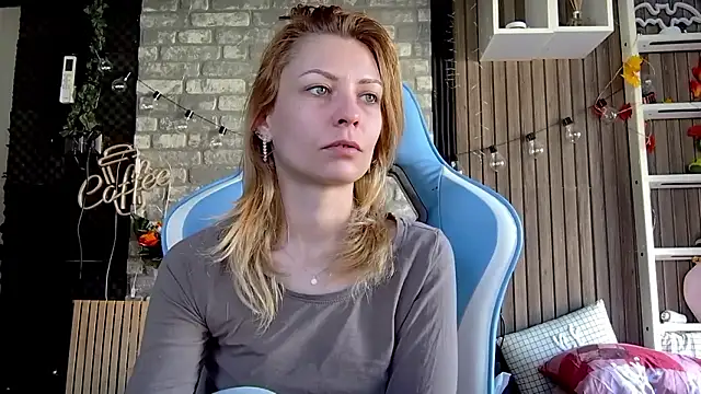 karo123421 online show from March 5, 9:05 am