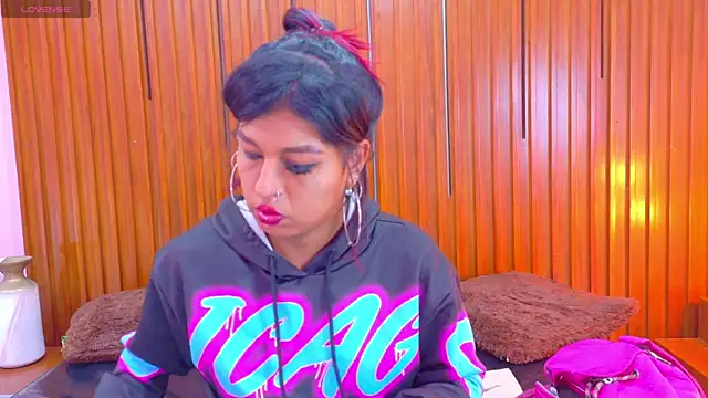 SilvanaCapelli online show from November 29, 10:47 pm