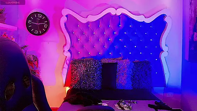 LeyXandrabraz online show from April 20, 7:39 pm